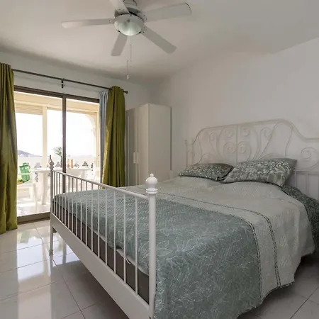 Apartmán Castle Harbour 34 - One Bed *
