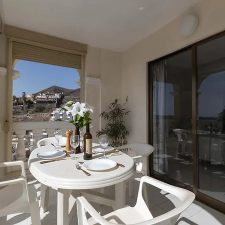 Castle Harbour 34 - One Bed Apartmán Los Cristianos (Tenerife)