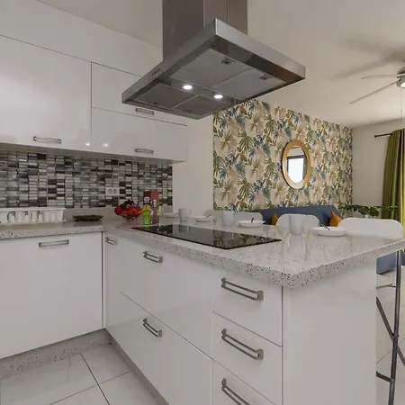 Castle Harbour 34 - One Bed Apartament *