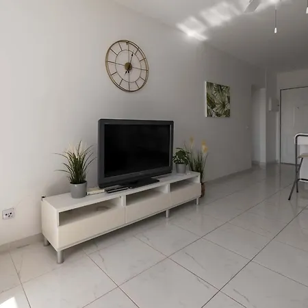 Castle Harbour 34 - One Bed * Los Cristianos (Tenerife)