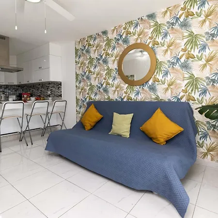 Castle Harbour 34 - One Bed * Los Cristianos (Tenerife)